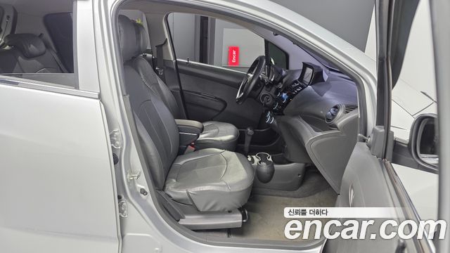 Chevrolet Spark L 2014 — фото 11
