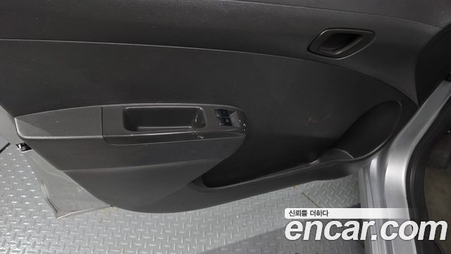 Chevrolet Spark L 2014 — фото 16