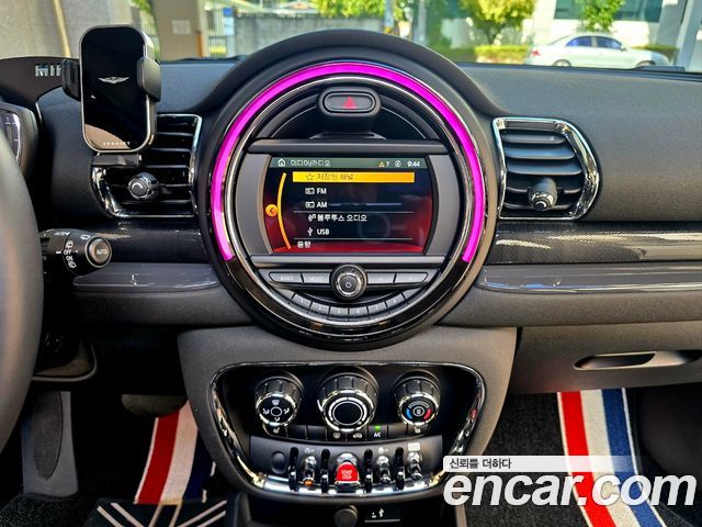 MINI Cooper Clubman Standard 2nd 2021 — фото 20