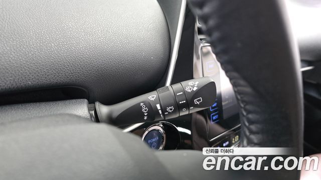 Toyota Prius (IV) 1.8 E 2016 — фото 17