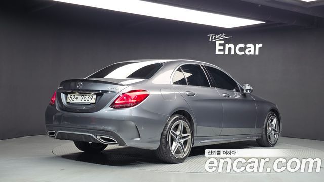Mercedes-Benz C-Class (W205) C220 d 4MATIC AMG Line 2019 — фото 2