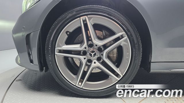 Mercedes-Benz C-Class (W205) C220 d 4MATIC AMG Line 2019 — фото 5