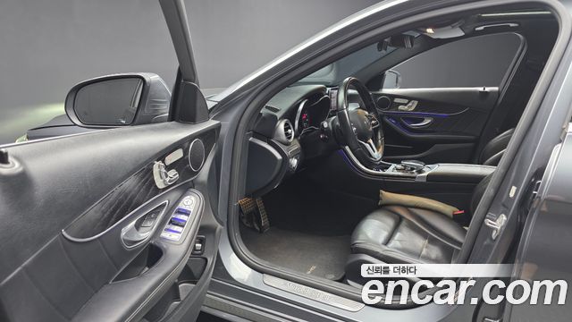 Mercedes-Benz C-Class (W205) C220 d 4MATIC AMG Line 2019 — фото 10