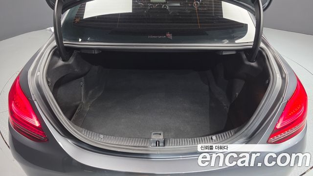 Mercedes-Benz C-Class (W205) C220 d 4MATIC AMG Line 2019 — фото 20