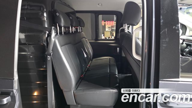 Hyundai Staria Cargo 5-Seater Modern 2022 — фото 12