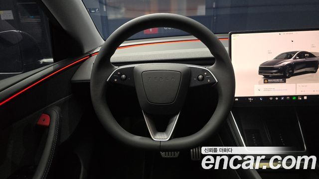 Tesla Model Y RWD 2025 — фото 17