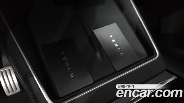 Tesla Model Y RWD 2025 — фото 33