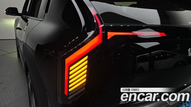 Kia EV3 Long Range 2WD Earth 2025 — фото 29