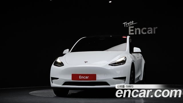 Tesla Model Y RWD 2023 — фото 3