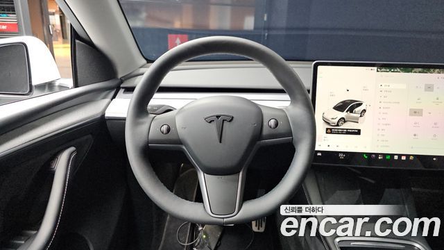 Tesla Model Y RWD 2023 — фото 17
