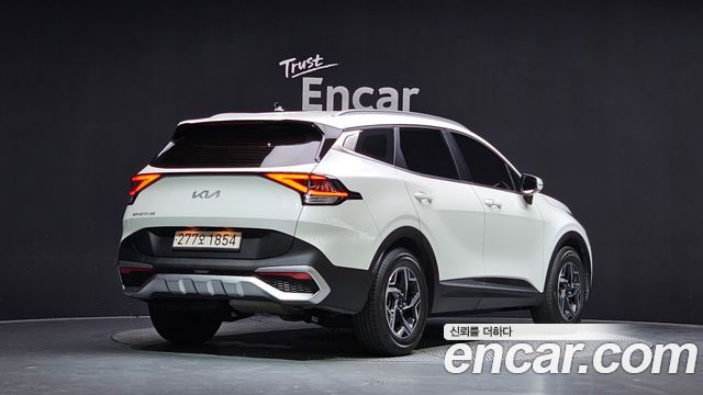 Kia Sportage (V) Diesel 2.0 2WD Prestige 2022 — фото 2