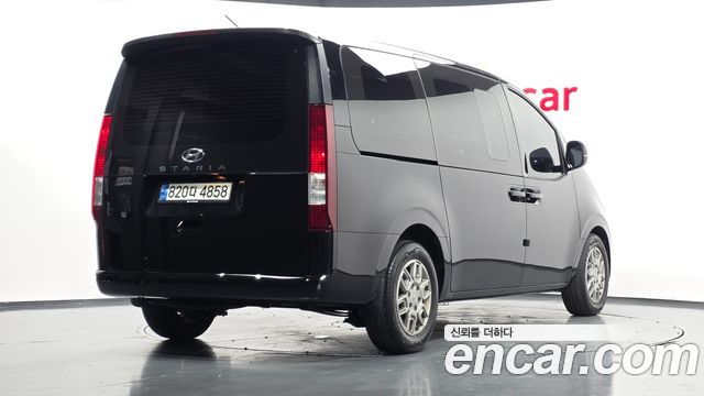 Hyundai Staria Cargo 5-Seater Modern 2022 — фото 2