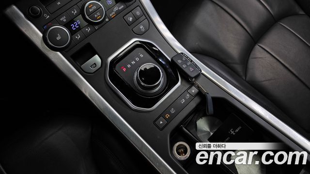 Land Rover Range Rover Evoque 2.0 TD4 SE 2018 — фото 9