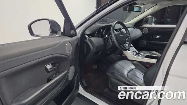 Land Rover Range Rover Evoque 2.0 TD4 SE 2018 — фото 10