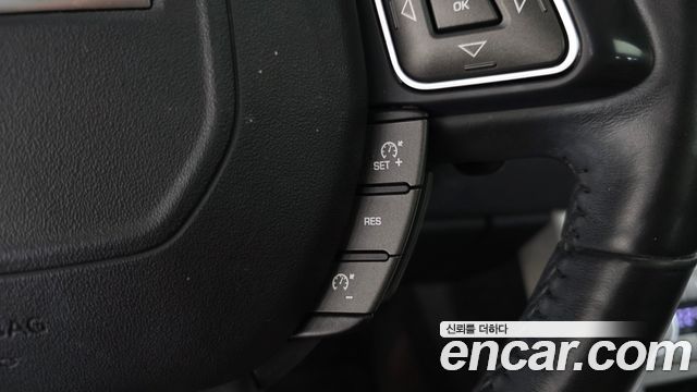 Land Rover Range Rover Evoque 2.0 TD4 SE 2018 — фото 18