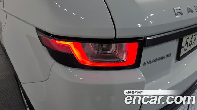Land Rover Range Rover Evoque 2.0 TD4 SE 2018 — фото 23