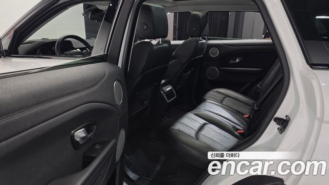 Land Rover Range Rover Evoque 2.0 TD4 SE 2018 — фото 26