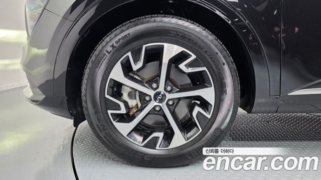 Kia Sportage Hybrid (V) Nobleless 2WD 2023 — фото 5