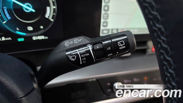Kia Sportage Hybrid (V) Nobleless 2WD 2023 — фото 15