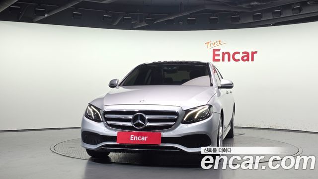 Mercedes-Benz E-Class (W213) E200 Avantgarde 2017 — фото 3