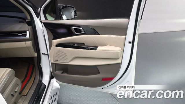 Kia Carnival (IV) Gasoline 7-Seater Hi-Limousine Signature 2021 — фото 31