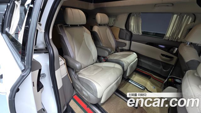 Kia Carnival (IV) Gasoline 7-Seater Hi-Limousine Signature 2021 — фото 32