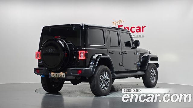 Jeep Wrangler (JL) 2.0 Overland 4Door 4xe 2022 — фото 2