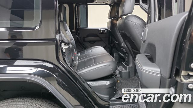 Jeep Wrangler (JL) 2.0 Overland 4Door 4xe 2022 — фото 11