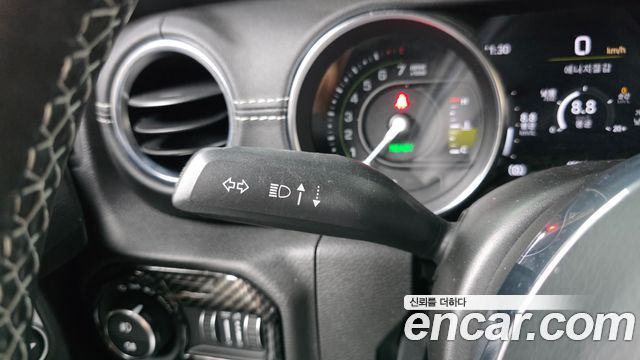 Jeep Wrangler (JL) 2.0 Overland 4Door 4xe 2022 — фото 18