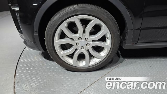 Land Rover Range Rover Evoque 2.0 TD4 HSE Dynamic 2016 — фото 5