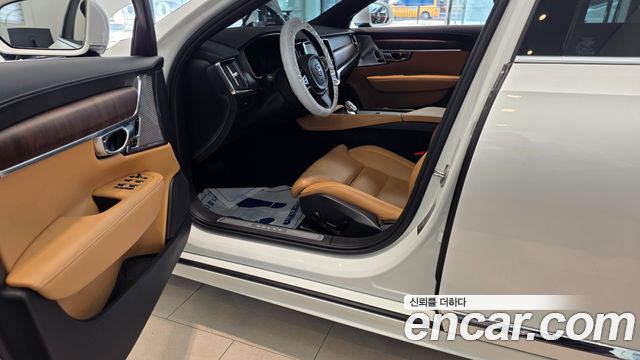 Volvo S90 B5 Ultimate Bright 2023 — фото 10
