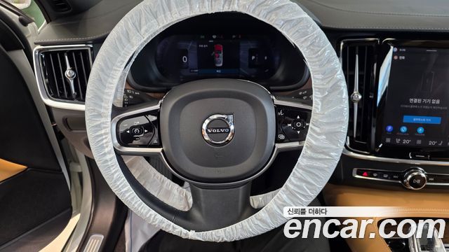 Volvo S90 B5 Ultimate Bright 2023 — фото 18