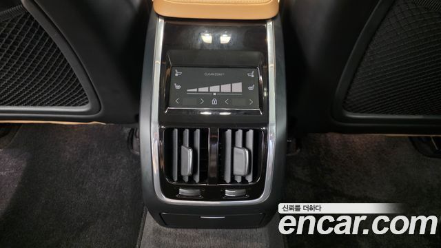 Volvo S90 B5 Ultimate Bright 2023 — фото 22