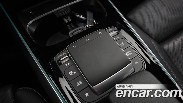 Mercedes-Benz EQA (H243) EQA250 AMG Package Plus 2022 — фото 18
