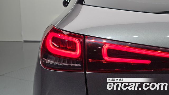 Mercedes-Benz EQA (H243) EQA250 AMG Package Plus 2022 — фото 23