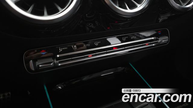 Mercedes-Benz EQA (H243) EQA250 AMG Package Plus 2022 — фото 27