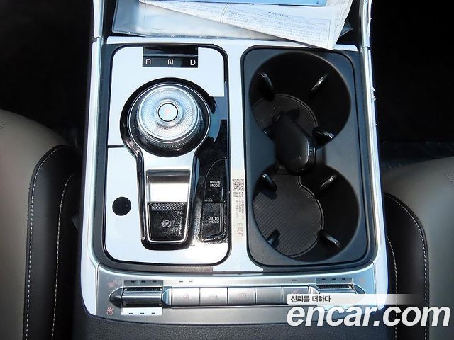 Kia Carnival (IV) HEV 7seater Signature 2025 — фото 15