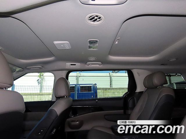 Kia Carnival (IV) HEV 7seater Signature 2025 — фото 18