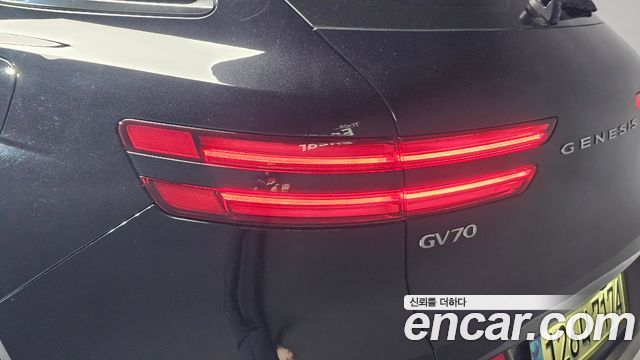 Genesis GV70 2.5T Gasoline 2WD 2021 — фото 23