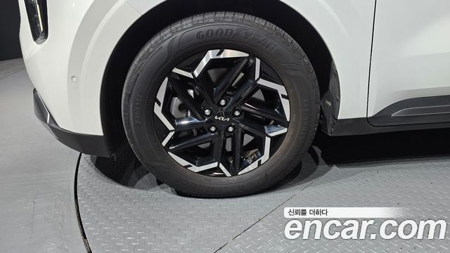 Kia Carnival (IV) Diesel 9-Seater Noblesse 2025 — фото 5