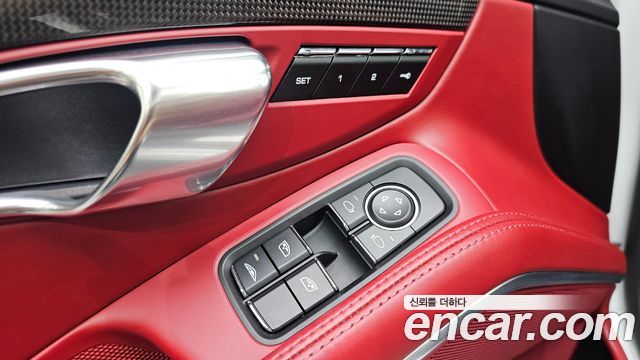 Porsche 911 Carrera GTS Cabriolet 991 2017 — фото 20