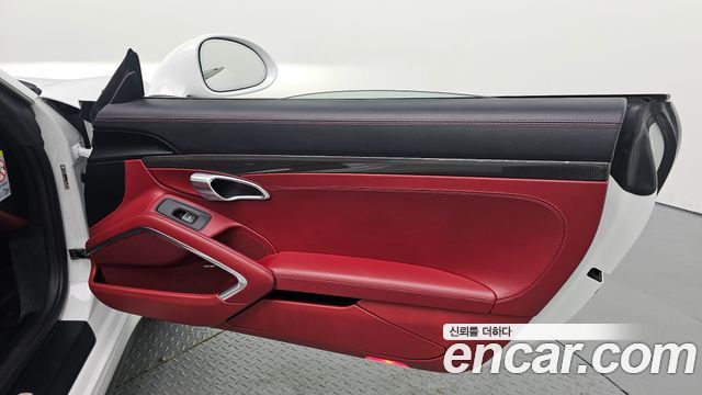 Porsche 911 Carrera GTS Cabriolet 991 2017 — фото 24