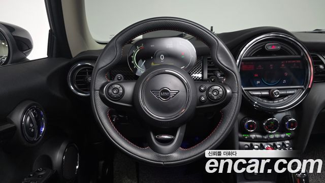 MINI Cooper S HIGH 3rd 2021 — фото 13