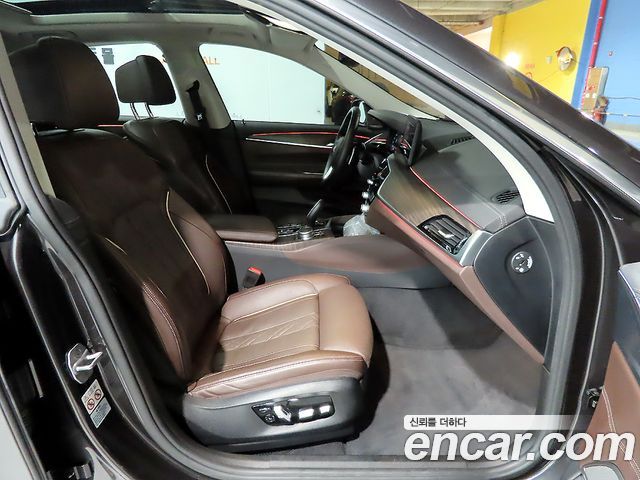 BMW 6 Series GT (G32) 630i xDrive Luxury 2022 — фото 16