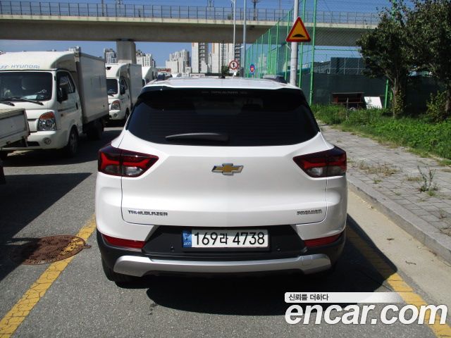 Chevrolet Trailblazer 1.3 Turbo 2WD Premier 2022 — фото 4