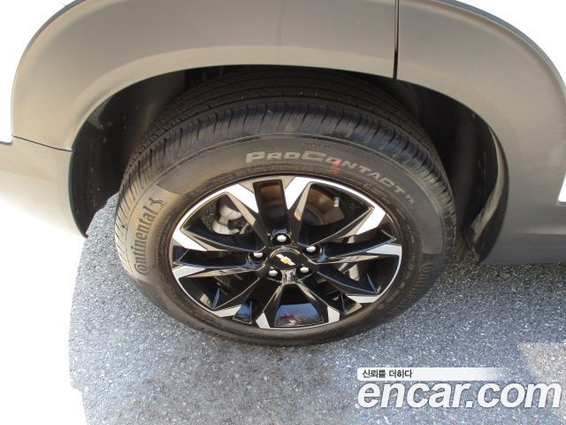 Chevrolet Trailblazer 1.3 Turbo 2WD Premier 2022 — фото 17