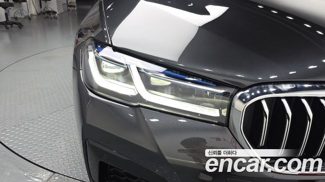 BMW 5 Series (G30) 530e M Sport 2021 — фото 22