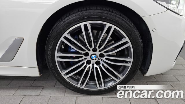 BMW 5 Series (G30) 530i M Sport Package Plus 2019 — фото 27