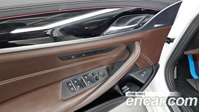 BMW 5 Series (G30) 530i M Sport Package Plus 2019 — фото 35