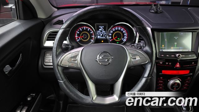 KG Mobility (SsangYong) Tivoli LX 2WD DLX 2015 — фото 14